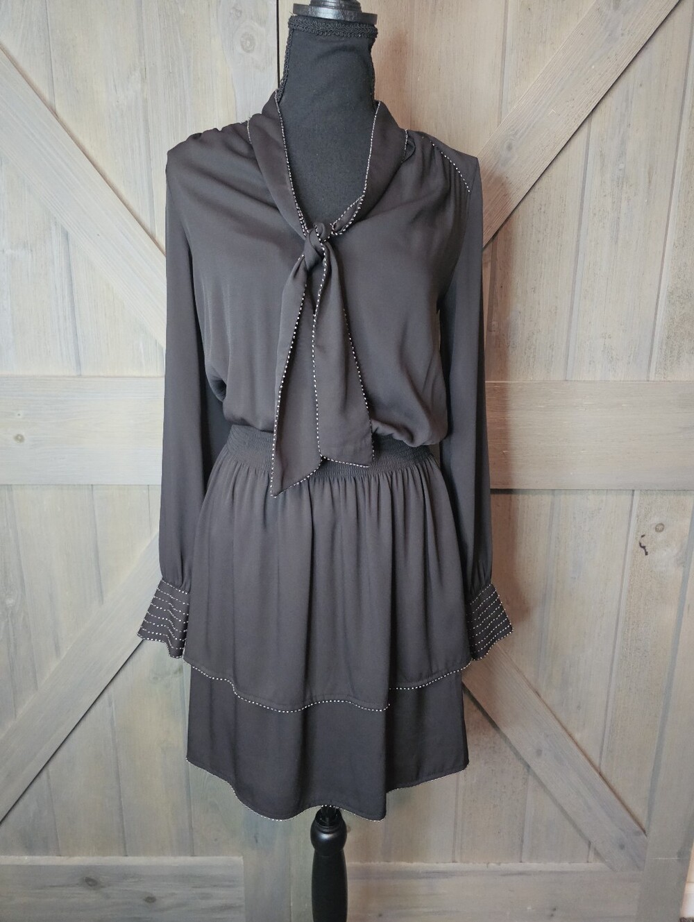 WHBM Western Black Long Sleeve Tie Neck Dress sz XXS
